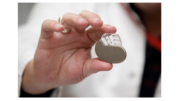 Pacemaker to regulate heart rate and rhythm.